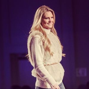 Meet your Posher, Jacqueline